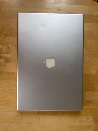 MacBook Pro Antiguo para Piezas
