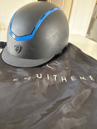 Casco de equitación marca equithème