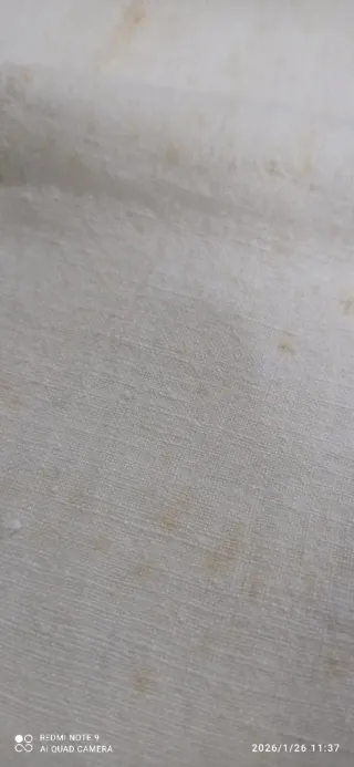 Sábana antigua de encaje blanco