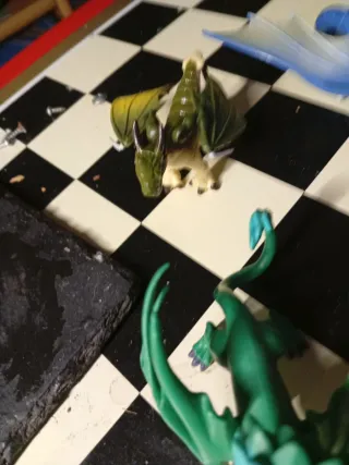 Figuras Dragones D&D