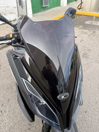 Kymco XCT 125 Maxiscooter Automática