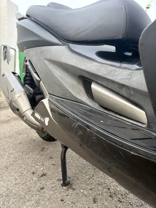 Kymco XCT 125 Maxiscooter Automática