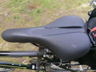 Bicicleta Zundapp T700 Negra con Alforjas