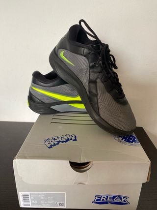 Nike Giannis Freak 6 FJ7792 001 Baloncesto