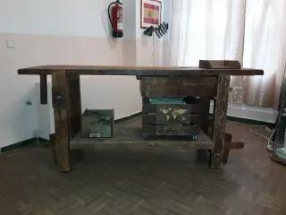 Banco de carpintero antiguo madera 1945