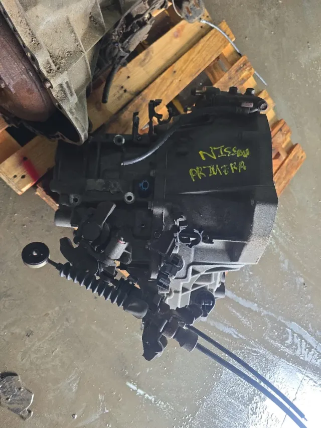 Caja de cambios Nissan Primera Y22di p12