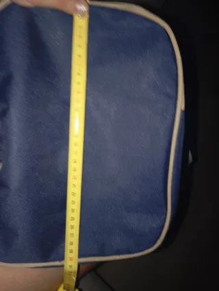 Bolso de deporte o viaje nuevo