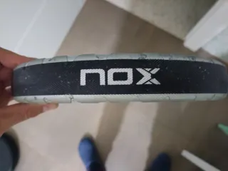 Pala Nox AT 10 Genius Agustín Tapia