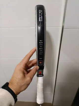 Pala Nox AT 10 Genius Agustín Tapia