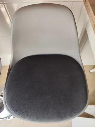 Taburetes de cocina grises (2 unidades)