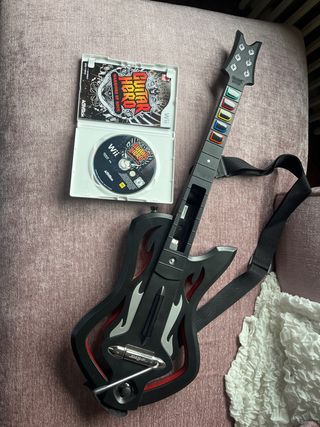 Guitar Hero Warriors of Rock + Chitarra per Wii