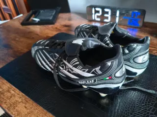 Scarpe da calcio Mapleaf Kripsta N.44