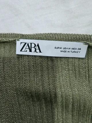 Conjunto Zara verde