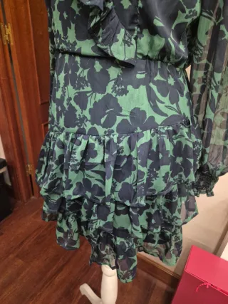 Vestido floral verde y azul El Corte Inglés,Sfera.