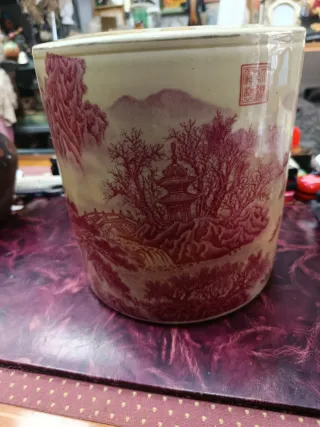 Bote de té de porcelana china antiguo
