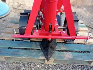 Plantadora de patatas de un surco nueva