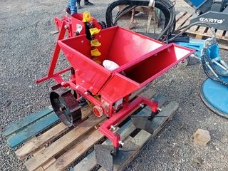 Plantadora de patatas de un surco nueva