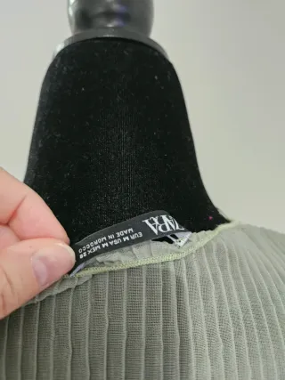 Blusa Zara verde con lazada