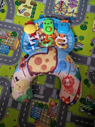 Cojín de actividades para bebé