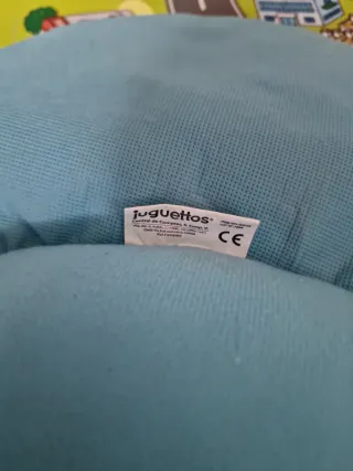 Cojín de actividades para bebé