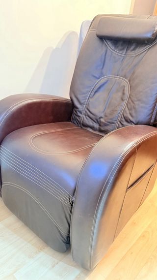 OFERTAS Sillón de masaje de piel marrón como nuevo