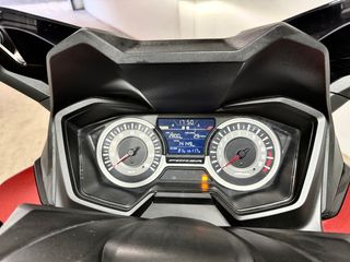 Honda Forza 125 Maxiscooter Roja mate