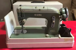 Máquina de coser Sigma vintage