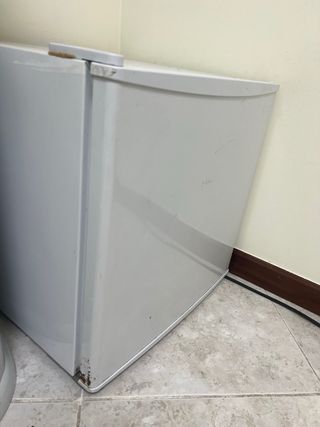 Mini frigorifero con congelatore