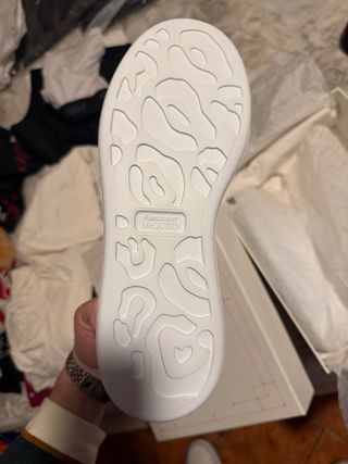 Alexander McQueen Sneakers Bianche Argento