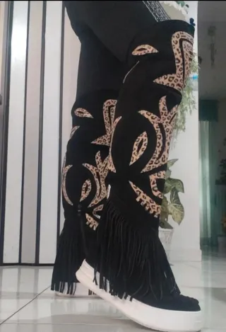 Stivali sopra il ginocchio in camoscio