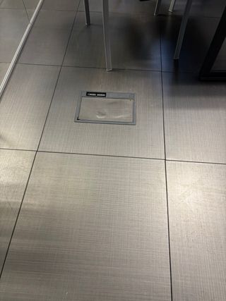 Suelo técnico para oficinas 120 metros cuadrados