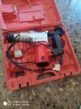 Martillo demoledor con maletín