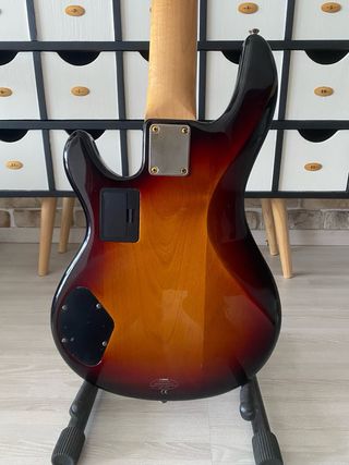 Bajo Yamaha BBG5S