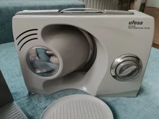 Cortafiambres eléctrico Ufesa