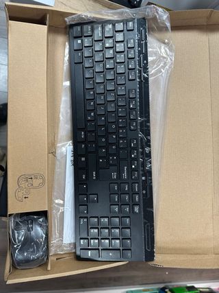 Teclado y Ratón Inalámbricos Negros#401412