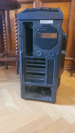 Cambio o vendo Caja PC Zalman Z11 Plus