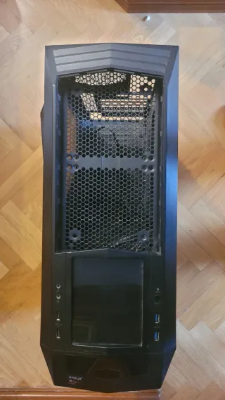 Cambio o vendo Caja PC Zalman Z11 Plus