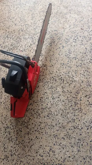 Motosierra Jonsered 630 Roja