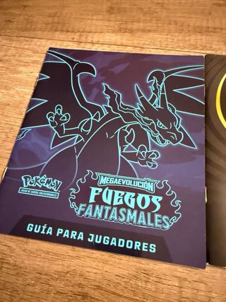 Pokémon TCG: ETB Fuegos Fantasmales (Phant. Forces