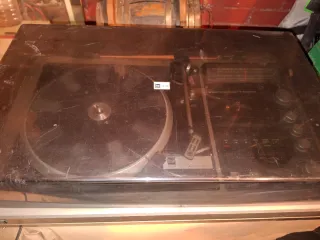 Radio Tocadiscos Dual