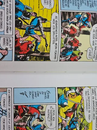 Tomos de El guerrero del antifaz. Ediciones Bruch.