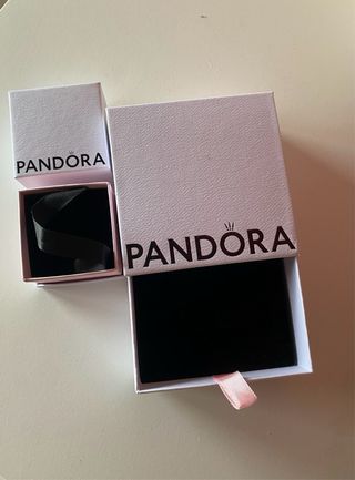 Dos Cajas Pandora