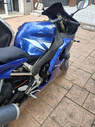 Yamaha YZF R1 2001