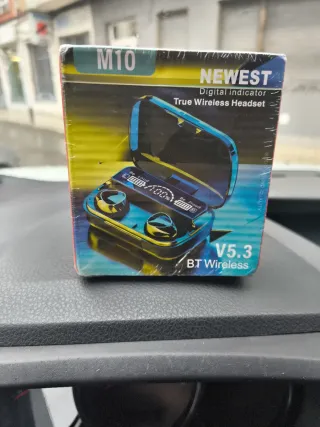 Auriculares Bluetooth M10 TWS LED