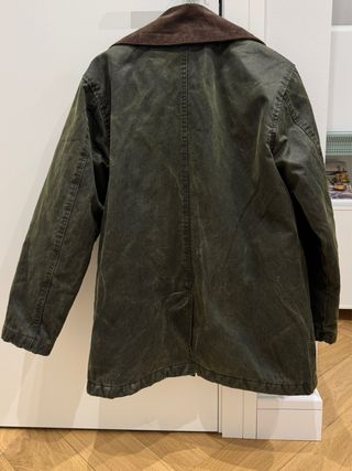 Parka Mango efecto encerado verde