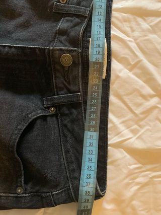 Lote Ropa Talla M-L: 4 Prendas Varias Marcas