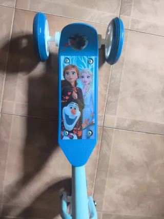 Patinete 3 Ruedas Frozen Azul
