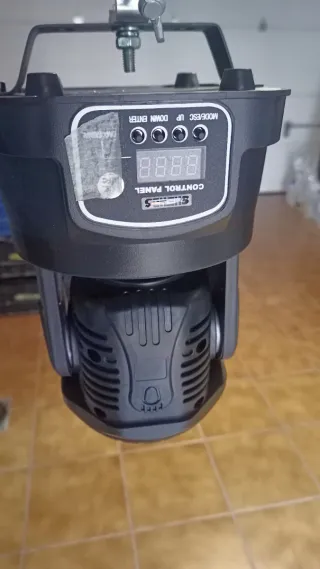 4 WASH LED 7x18W RGBWA+UV