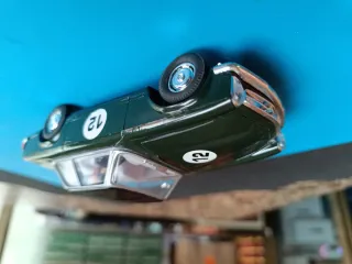 Scalextric Mercedes 250 SL Verde C-32