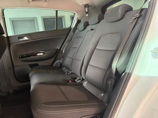 Kia Sportage 1.6 MHEV Black Edition 100kW (136CV) 4x2